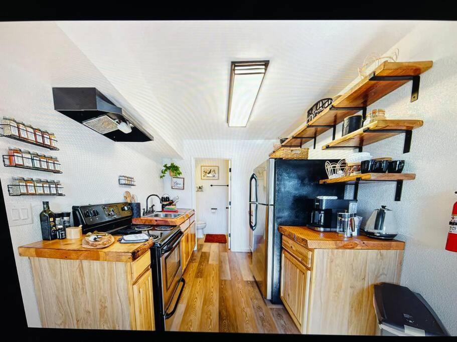New Modern Boho Apt- Close To Yosemite Окгерст Екстер'єр фото